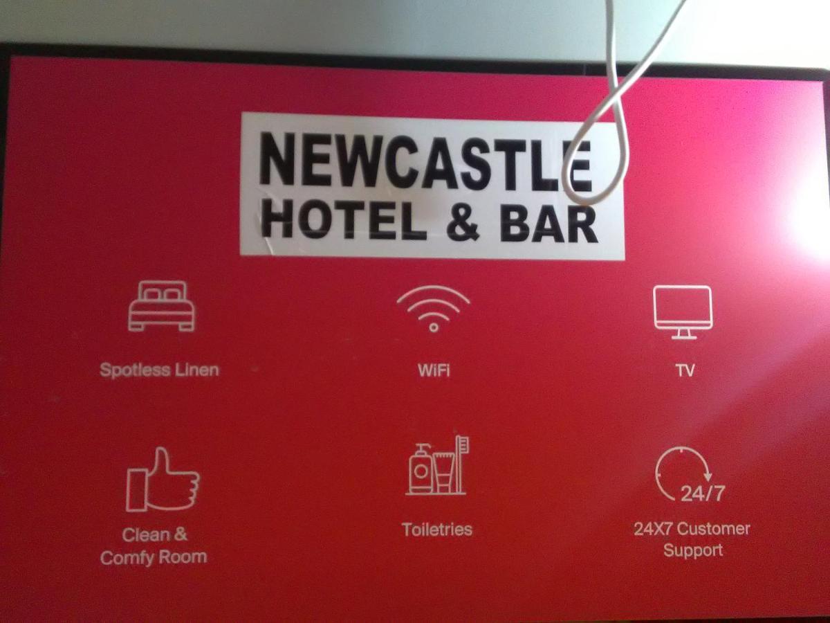 Newcastle West Hotel & Bar Экстерьер фото